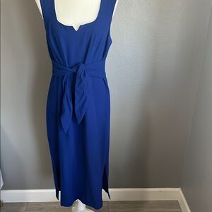 Elegant Blue Sleeveless Dress